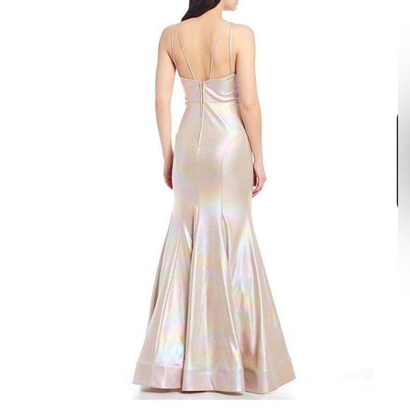 City Vibe | Spaghetti Strap V-Neck Iridescent Foiled Long Dress - Picture 7 of 17